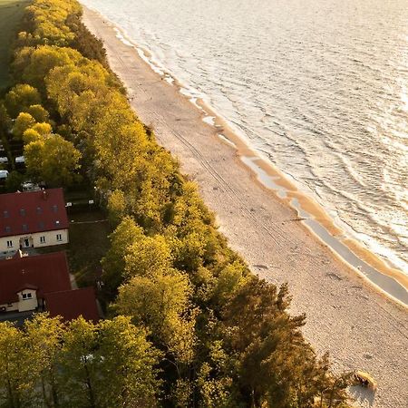 Nad Brzegiem Baltyku Hotel Sarbinowo Kültér fotó
