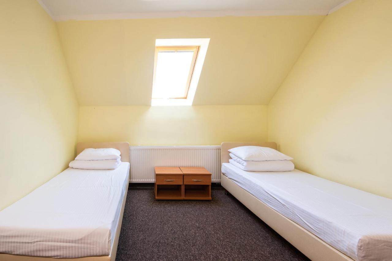 Nad Brzegiem Baltyku Hotel Sarbinowo Kültér fotó
